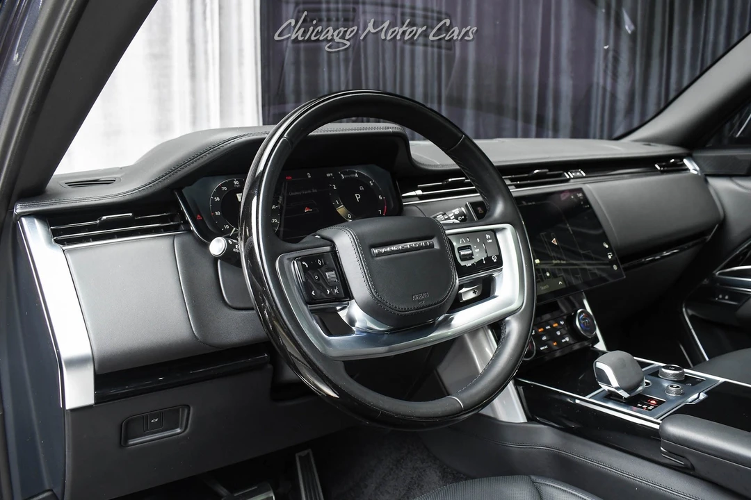 2023 Land Rover Range Rover L460 - Image 8 of 31