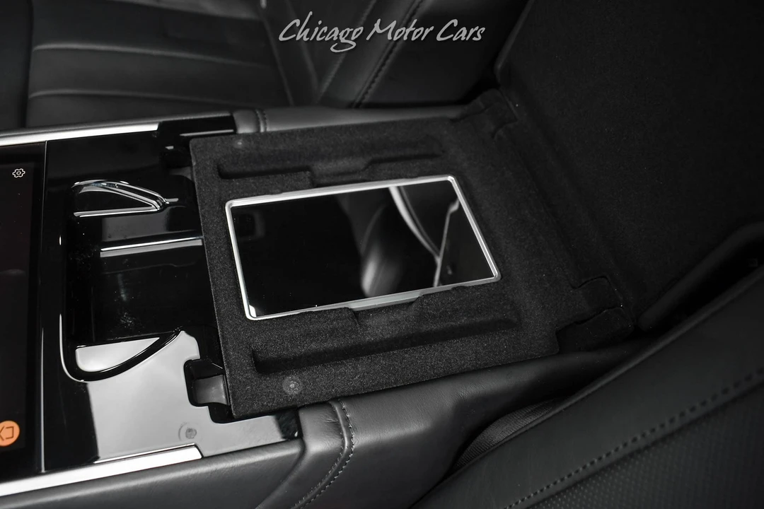 2023 Land Rover Range Rover L460 - Image 31 of 31