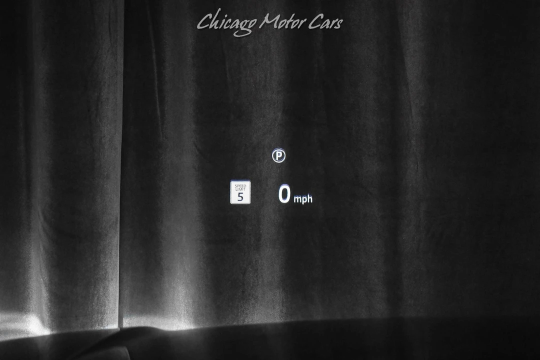2023 Land Rover Range Rover L460 - Image 11 of 31