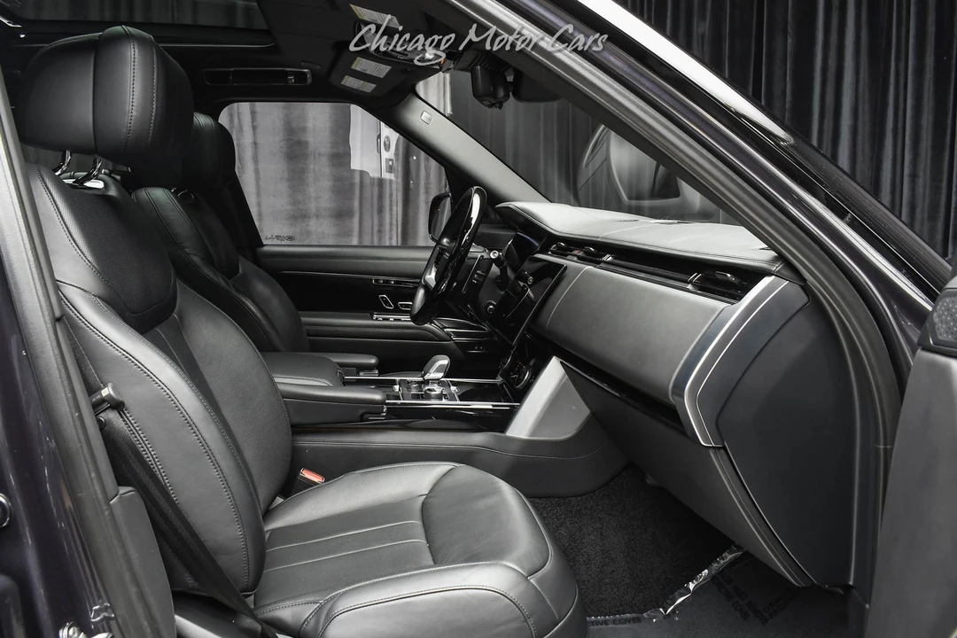 2023 Land Rover Range Rover L460 - Image 24 of 31