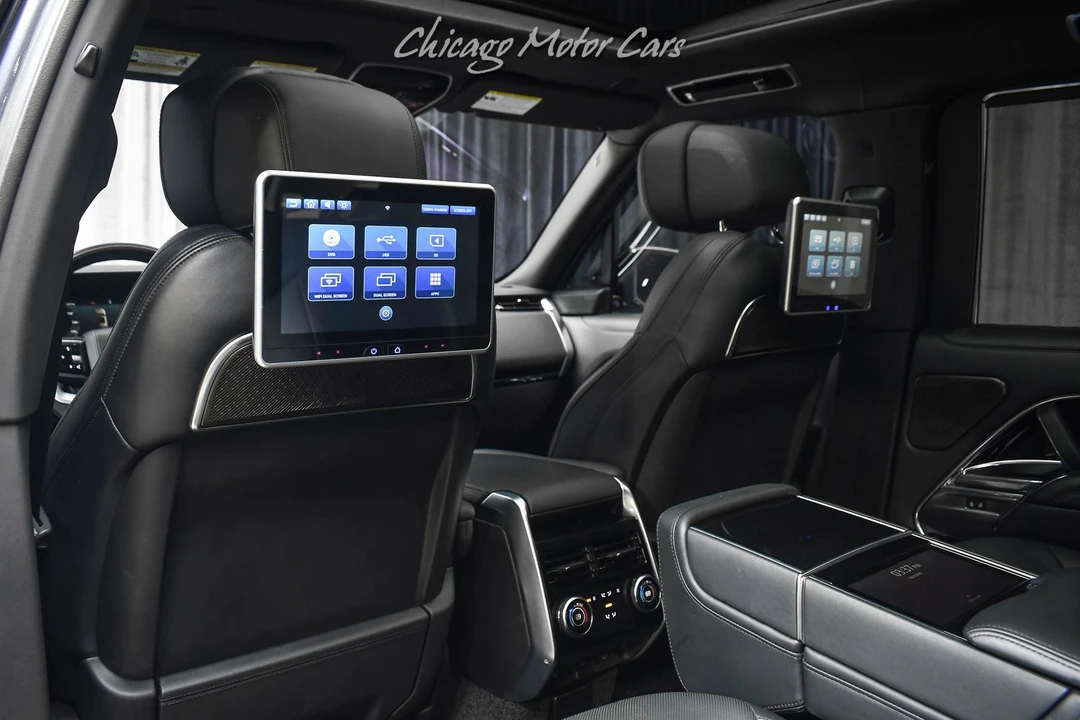 2023 Land Rover Range Rover L460 - Image 26 of 31