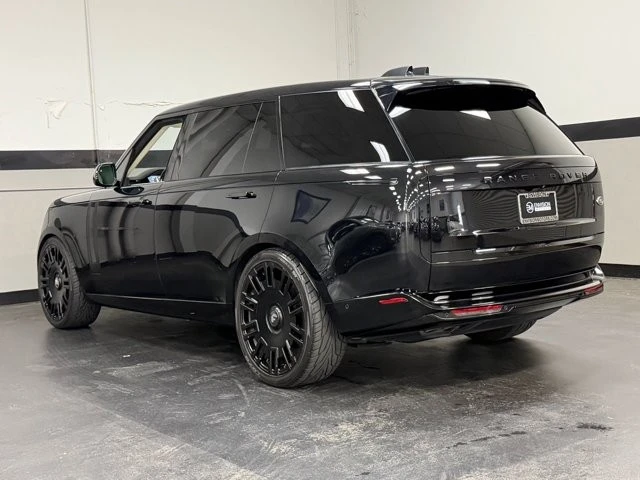 2023 Land Rover Range Rover L460 - Image 10 of 31