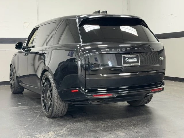 2023 Land Rover Range Rover L460 - Image 11 of 31