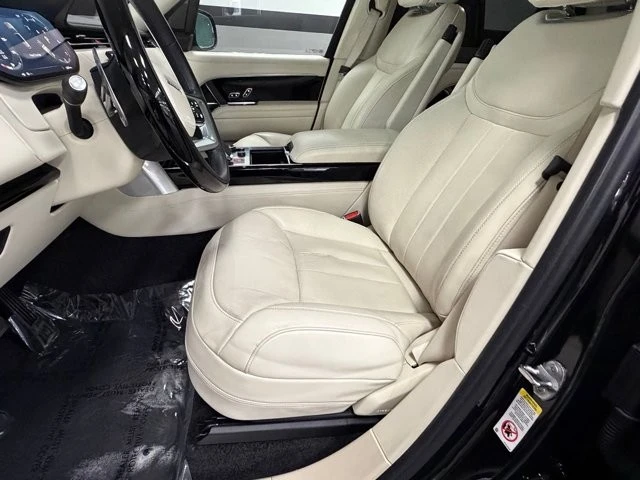 2023 Land Rover Range Rover L460 - Image 22 of 31