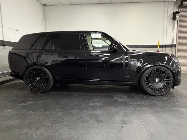 2023 Land Rover Range Rover L460 - Image 5 of 31