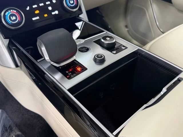 2023 Land Rover Range Rover L460 - Image 29 of 31
