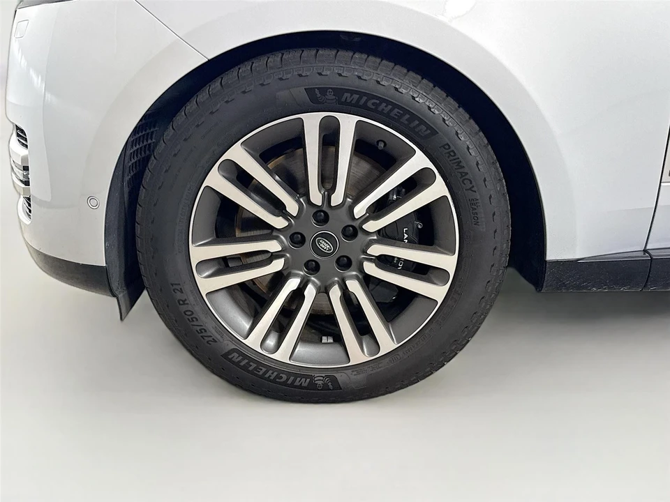 2023 Land Rover - Image 31 of 31
