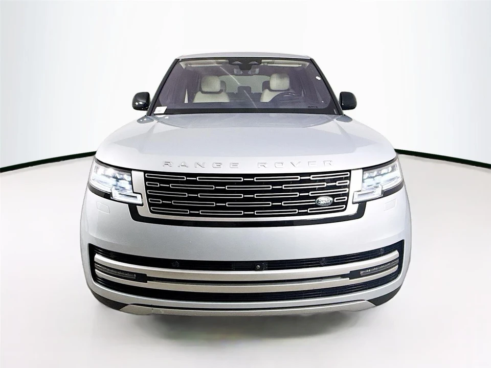 2023 Land Rover Range Rover L460 - Image 27 of 31