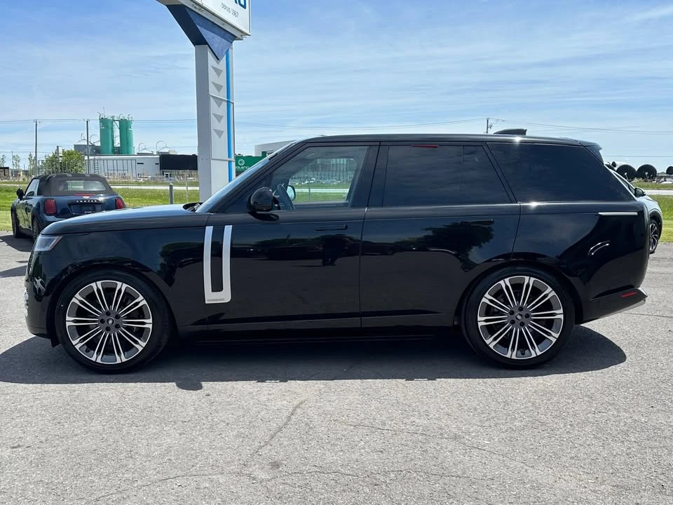 2023 Land Rover Range Rover L460 - Image 8 of 20