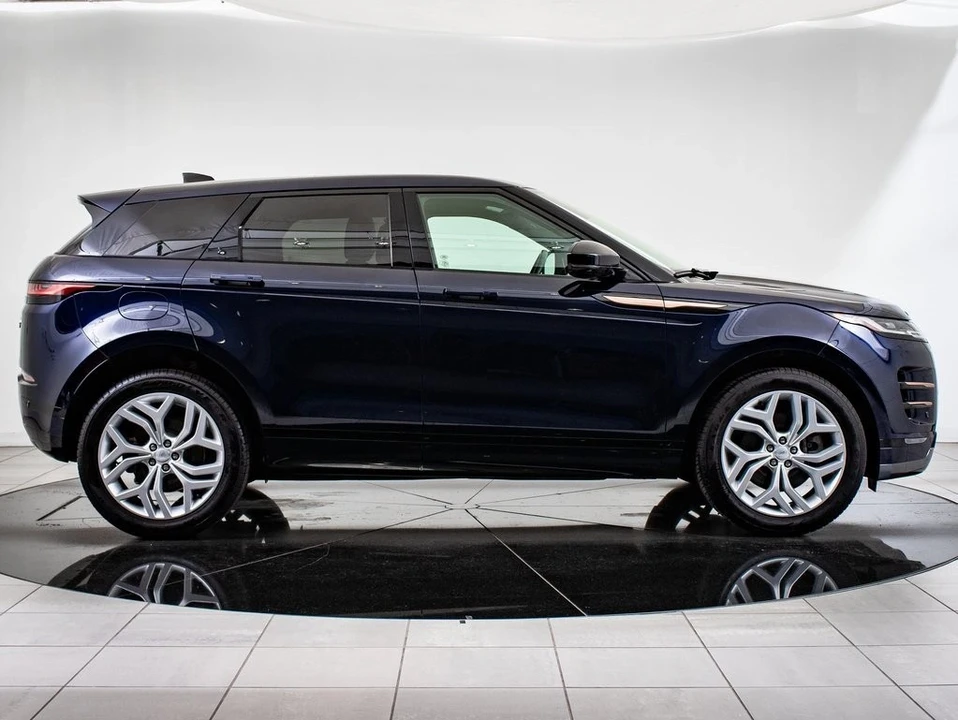 2023 Land Rover Range Rover L460 - Image 11 of 21