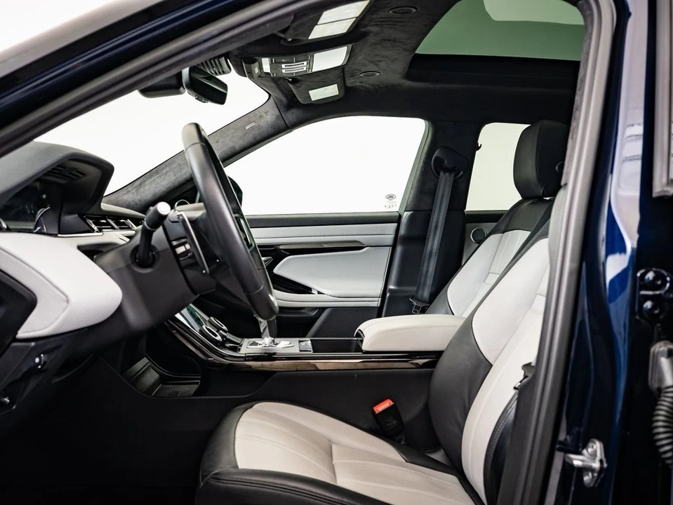 2023 Land Rover Range Rover L460 - Image 20 of 21