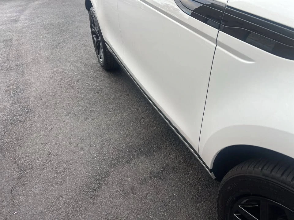 2023 Land Rover Range Rover Evoque 2nd Gen - Image 11 of 19