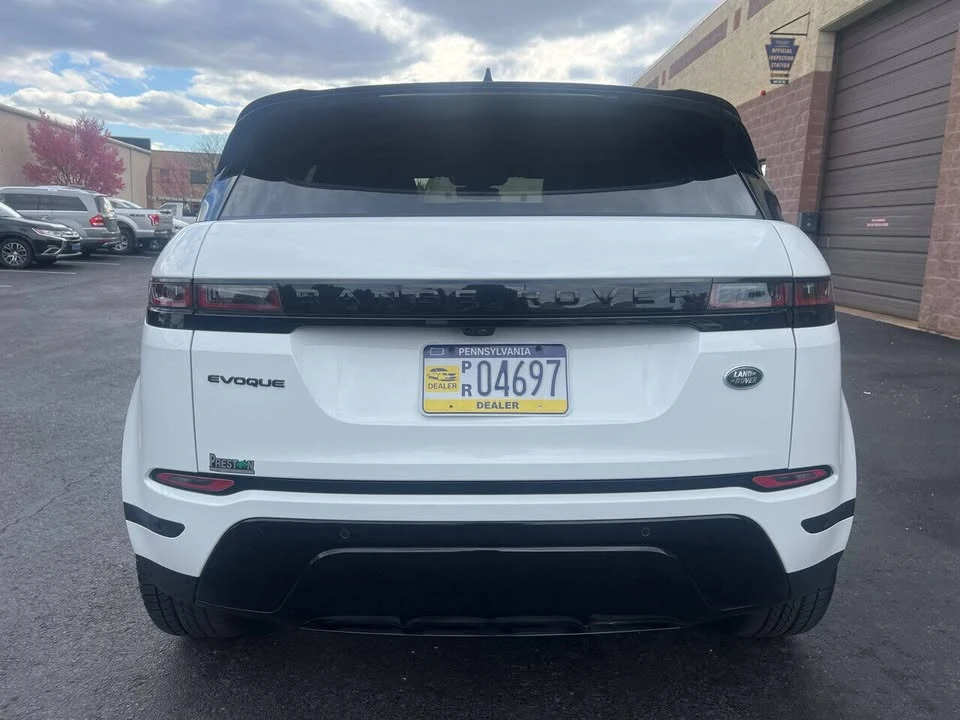 2023 Land Rover Range Rover Evoque 2nd Gen - Image 17 of 19
