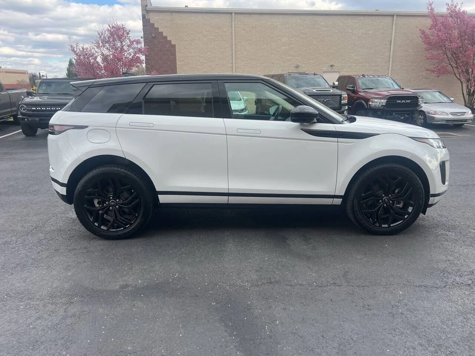 2023 Land Rover Range Rover Evoque 2nd Gen - Image 8 of 19