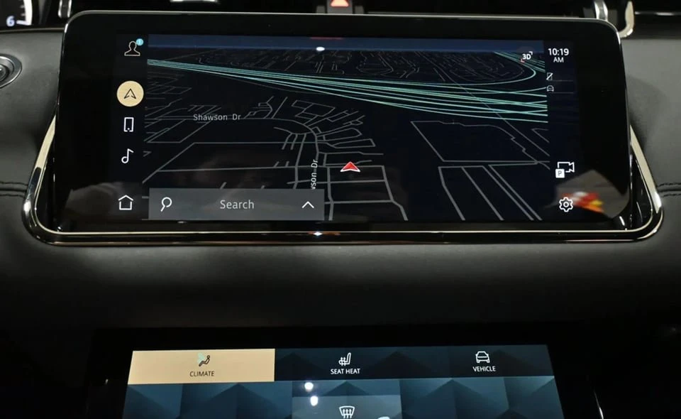 2023 Land Rover Range Rover Evoque 2nd Gen - Image 17 of 20