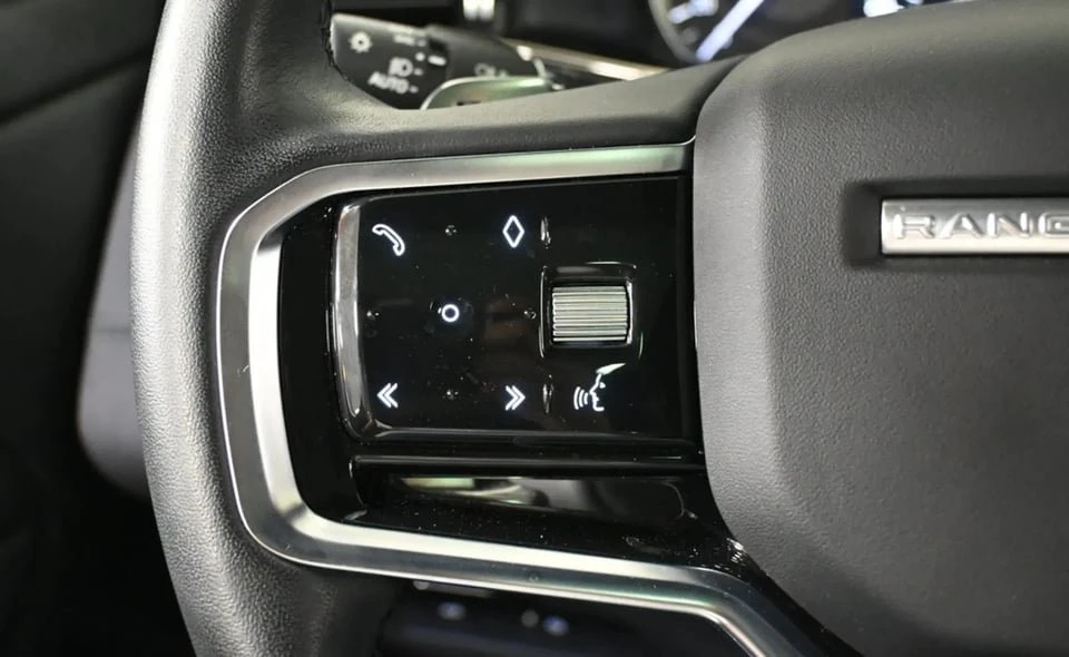 2023 Land Rover Range Rover Evoque 2nd Gen - Image 15 of 20