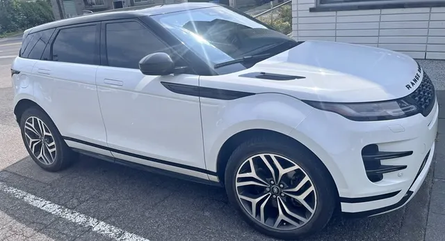 2023 Land Rover Range Rover Evoque P250 R-Dynamic SE