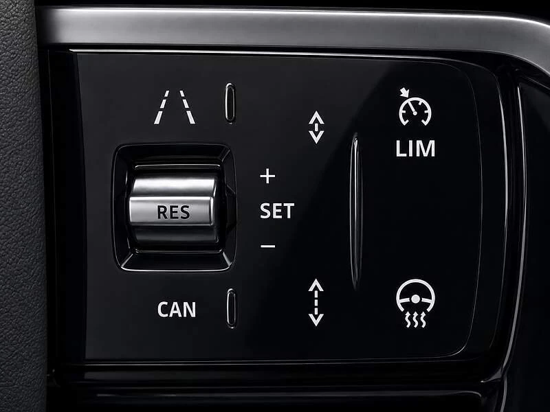 2023 Land Rover Range Rover Evoque 2nd Gen - Image 11 of 20