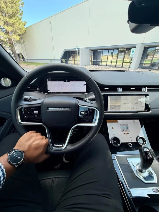 2023 Land Rover Range Rover Evoque 2nd Gen - Image 10 of 10