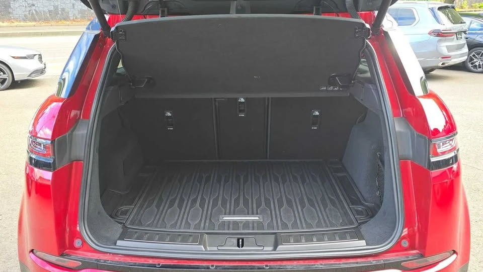 2023 Land Rover Range Rover Evoque 2nd Gen - Image 12 of 19