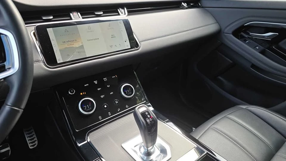 2023 Land Rover Range Rover Evoque 2nd Gen - Image 17 of 19