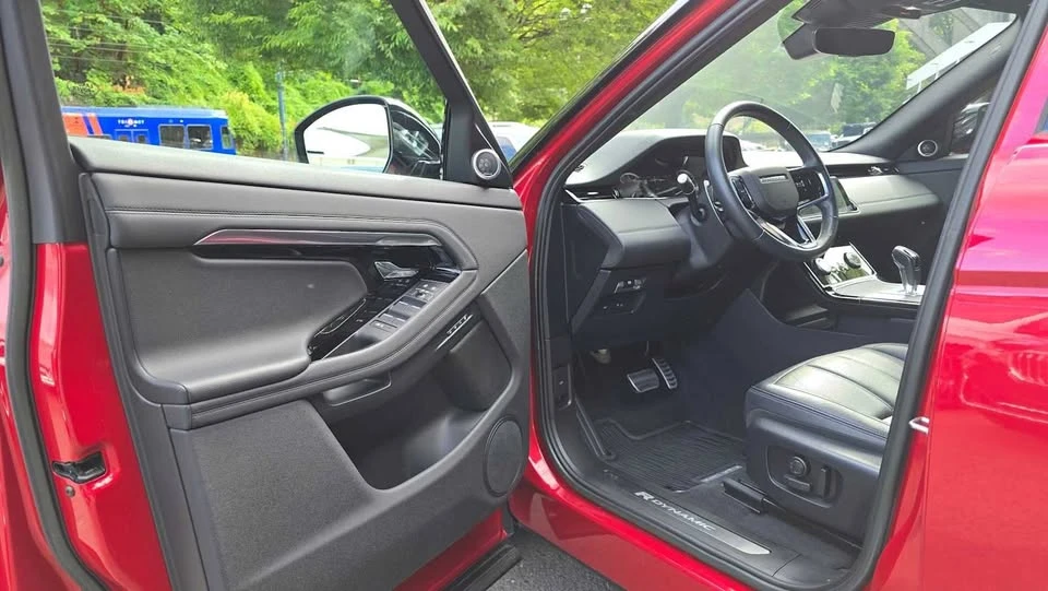 2023 Land Rover Range Rover Evoque 2nd Gen - Image 15 of 19