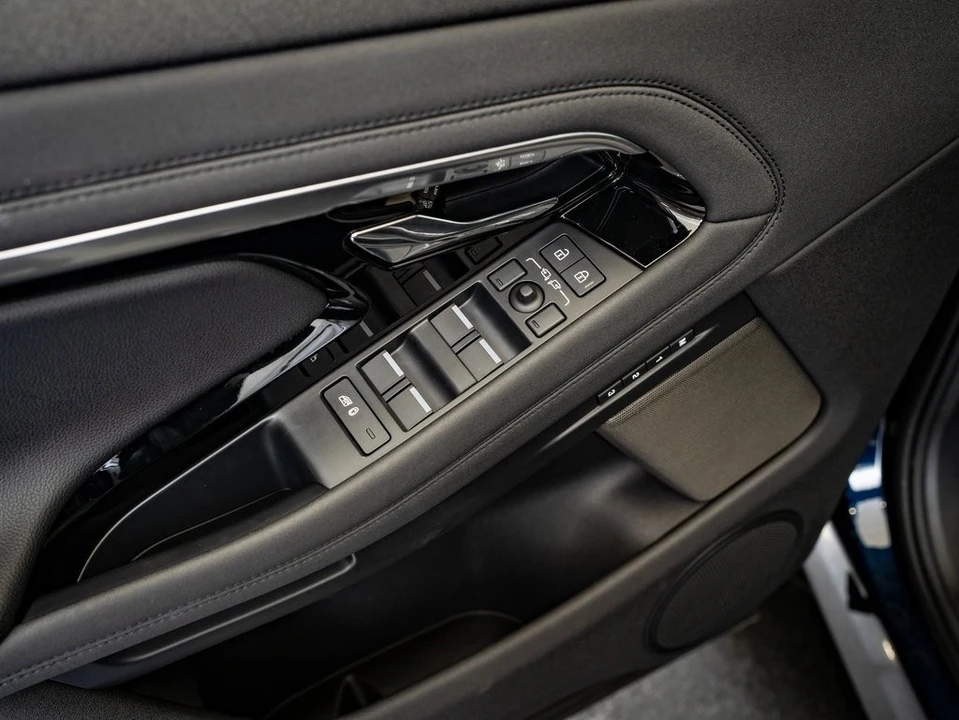 2023 Land Rover Range Rover Evoque 2nd Gen - Image 21 of 21