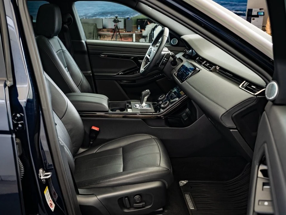 2023 Land Rover Range Rover Evoque 2nd Gen - Image 20 of 21