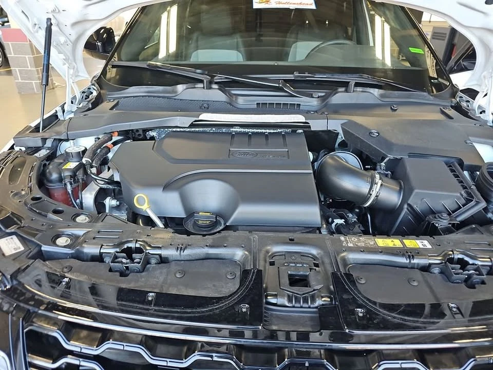 2023 Land Rover Range Rover Evoque 2nd Gen - Image 9 of 11