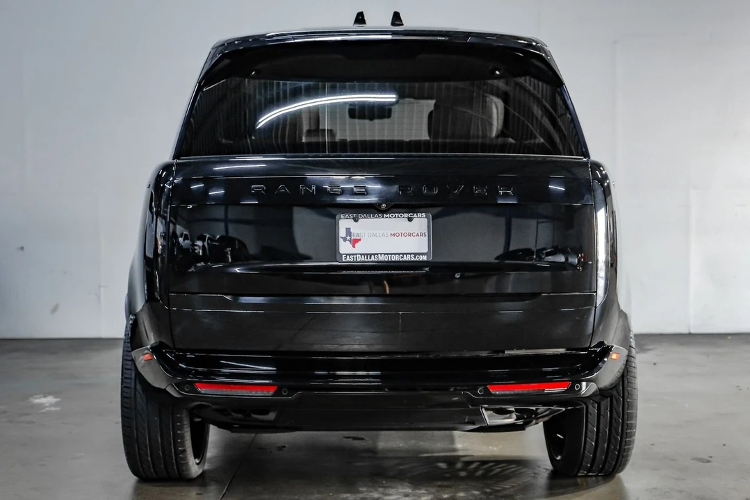 2023 Land Rover Range Rover L460 - Image 14 of 21