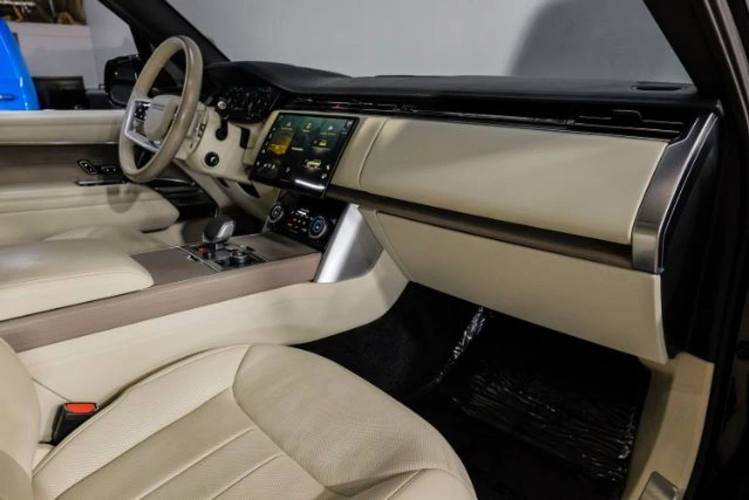 2023 Land Rover Range Rover L460 - Image 21 of 21