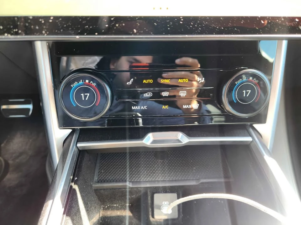 2023 Land Rover Range Rover L460 - Image 20 of 20