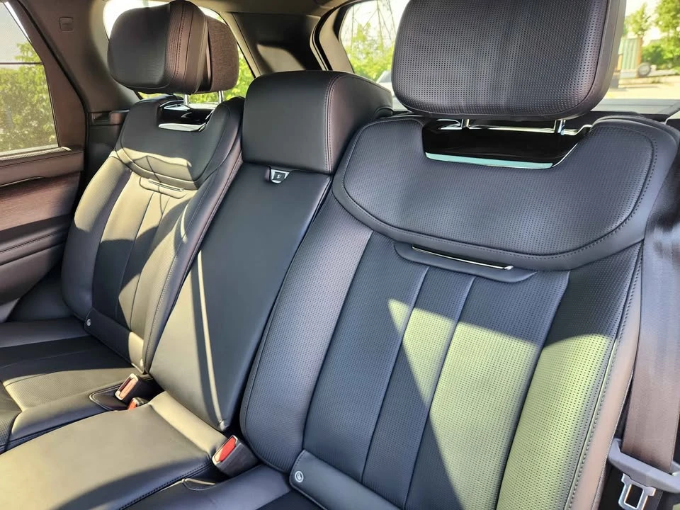 2023 Land Rover Range Rover L460 - Image 11 of 20