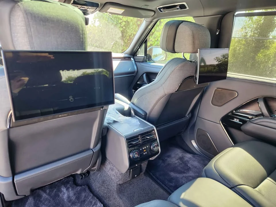 2023 Land Rover Range Rover L460 - Image 12 of 20