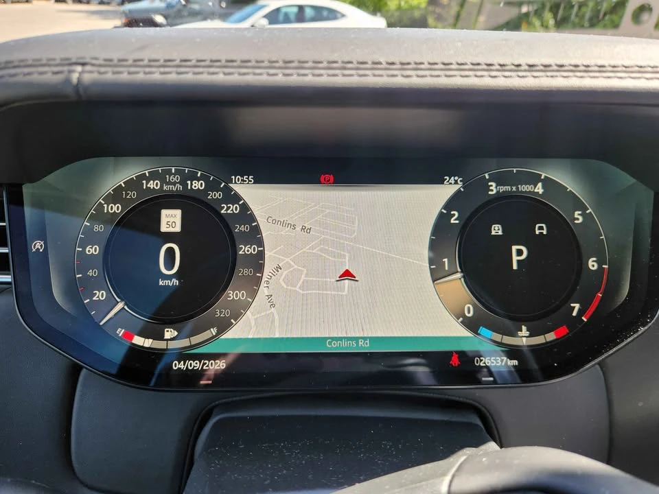 2023 Land Rover Range Rover L460 - Image 17 of 20