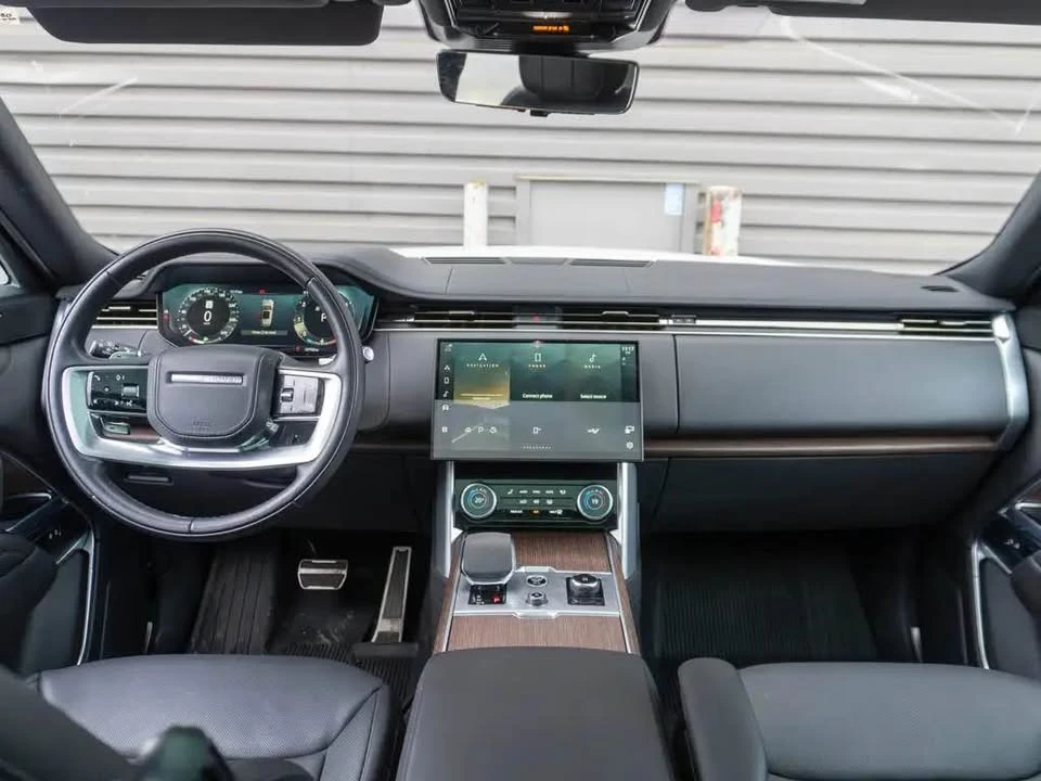 2023 Land Rover Range Rover L460 - Image 8 of 15