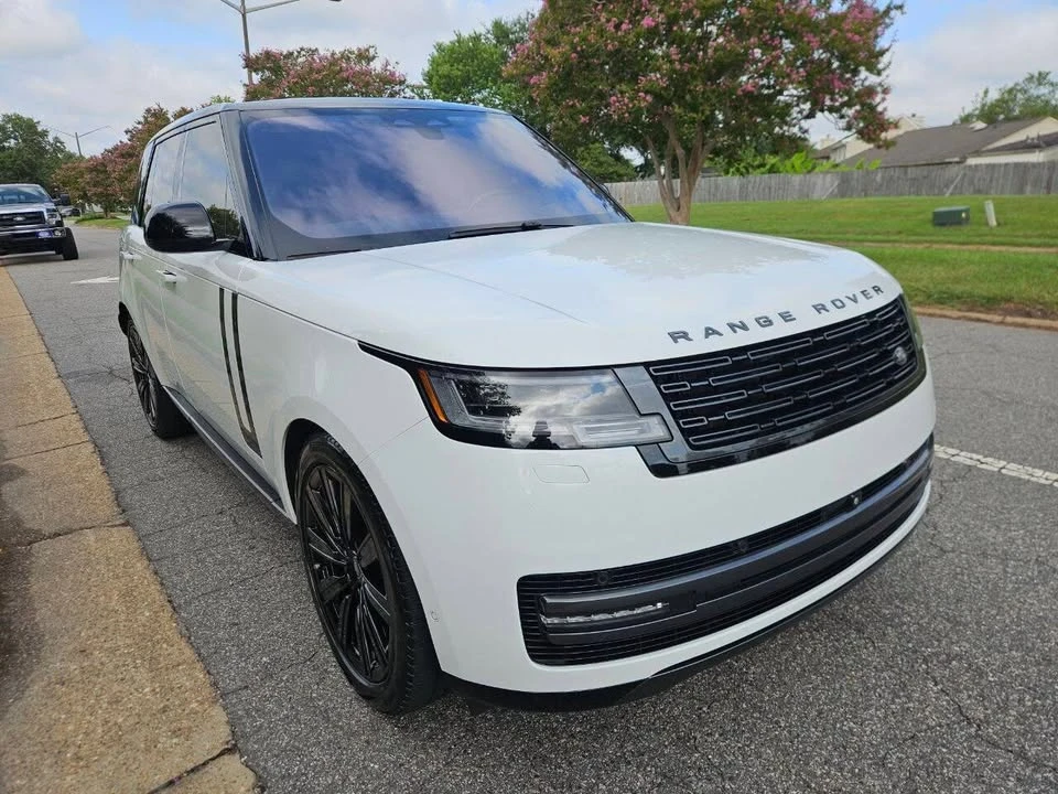 2023 Land Rover Range Rover L460 - Image 8 of 20
