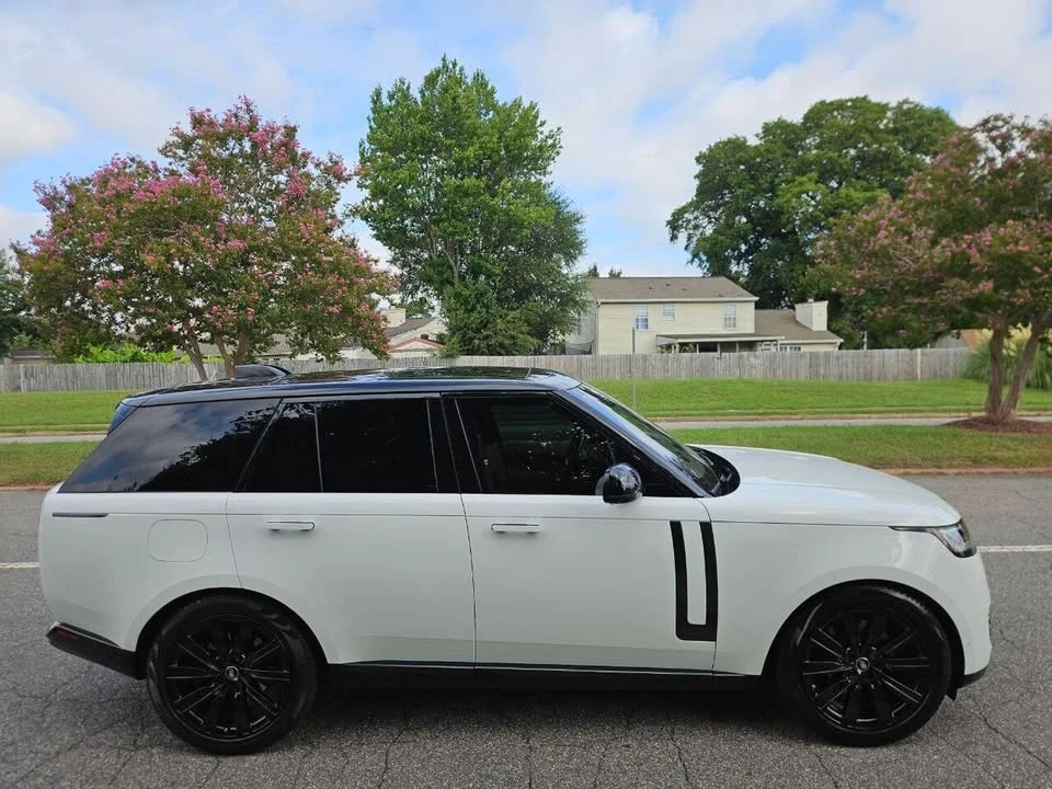 2023 Land Rover Range Rover L460 - Image 7 of 20