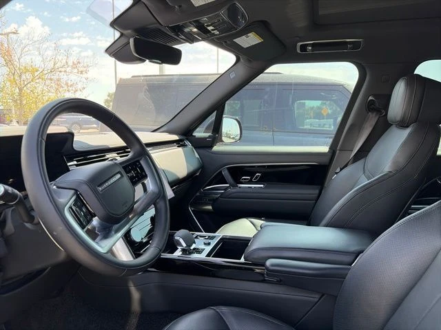 2023 Land Rover Range Rover L460 - Image 5 of 7
