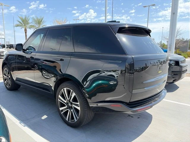 2023 Land Rover Range Rover L460 - Image 2 of 7