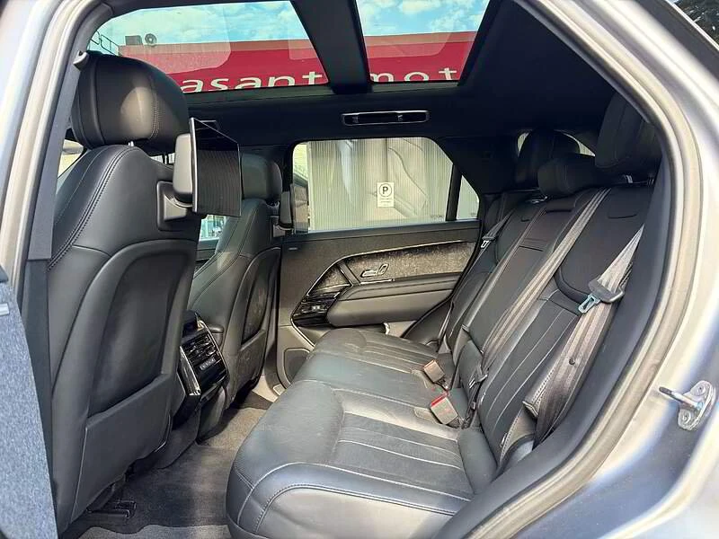 2023 Land Rover Range Rover L460 - Image 12 of 14