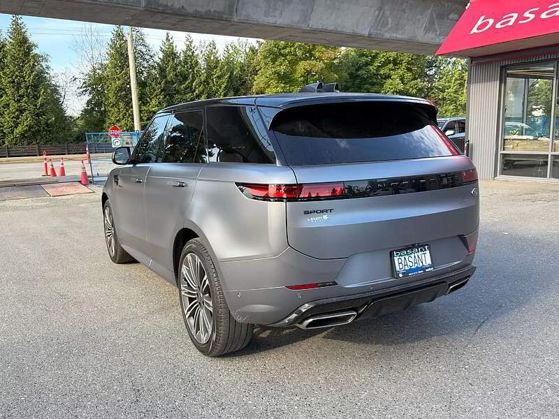 2023 Land Rover Range Rover L460 - Image 2 of 14