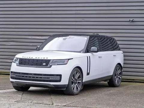 2023 Land Rover Range Rover P530 SE LWB