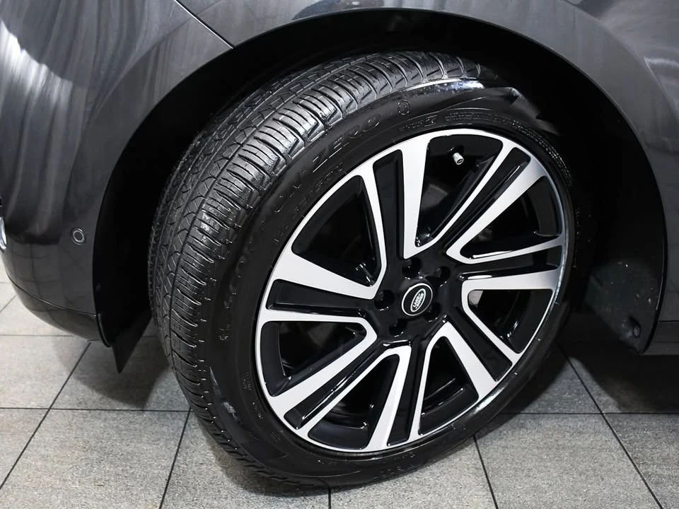 2023 Land Rover Range Rover L460 - Image 7 of 20