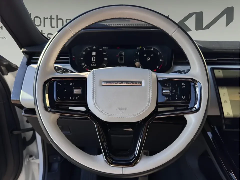 2023 Land Rover Range Rover L460 - Image 8 of 14