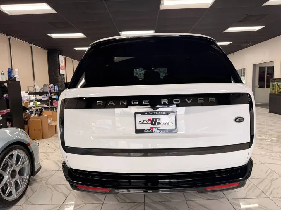 2023 Land Rover Range Rover L460 - Image 4 of 20