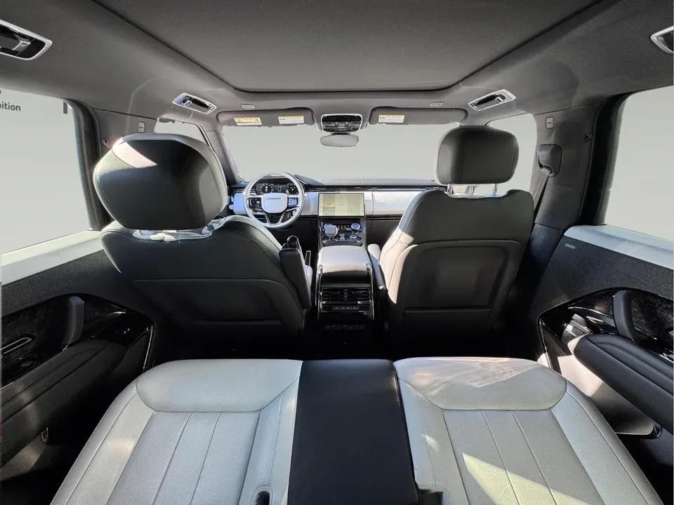 2023 Land Rover Range Rover L460 - Image 9 of 14