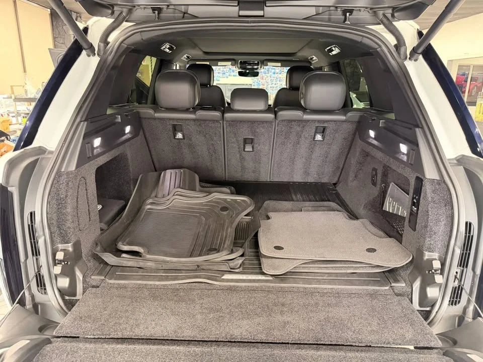 2023 Land Rover Range Rover L460 - Image 18 of 20