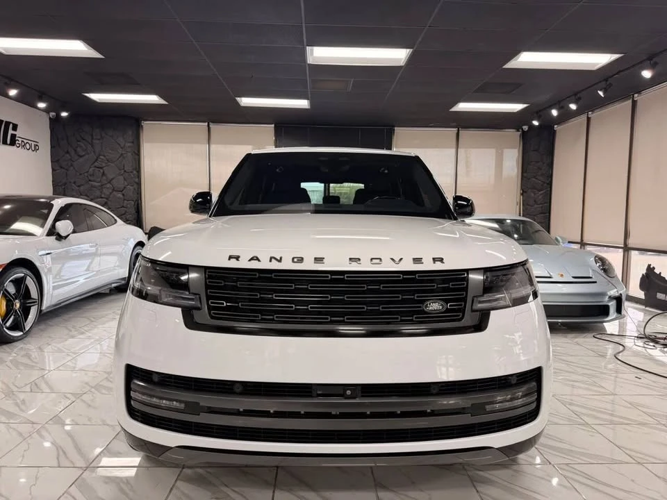 2023 Land Rover Range Rover L460 - Image 7 of 20