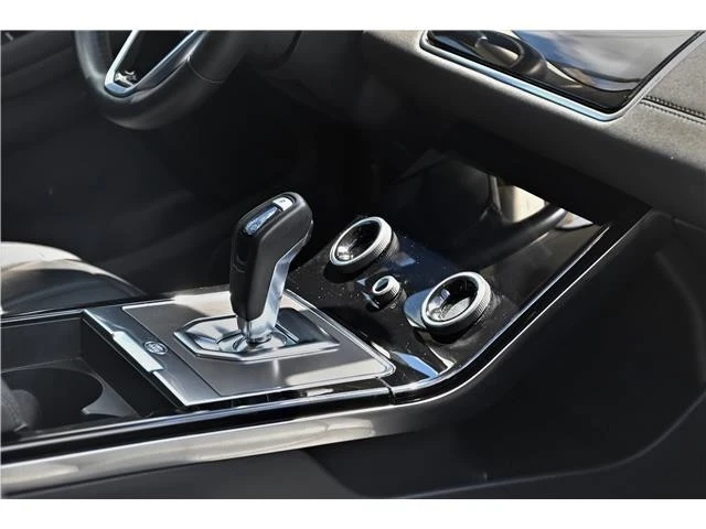 2023 Land Rover Range Rover L460 - Image 14 of 21